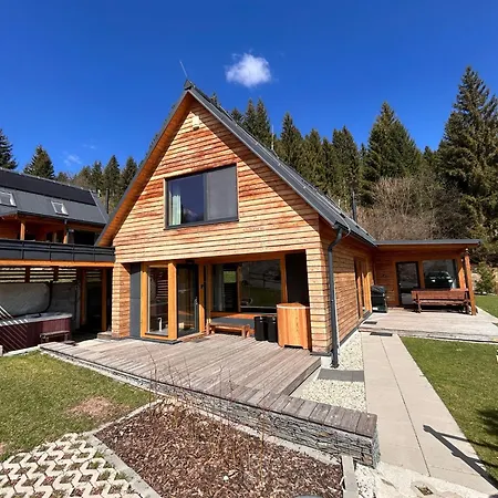 Apartahotel R - Horska Dolny Kubin