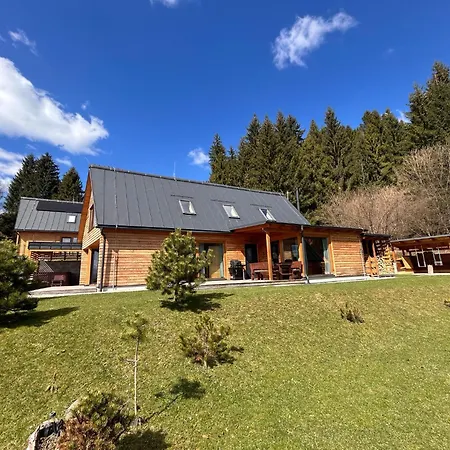 Apartahotel R - Horska Dolny Kubin